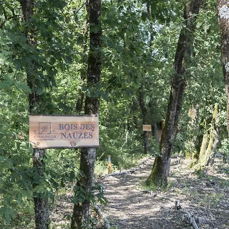 Bois Des Nauzes Nyaraló